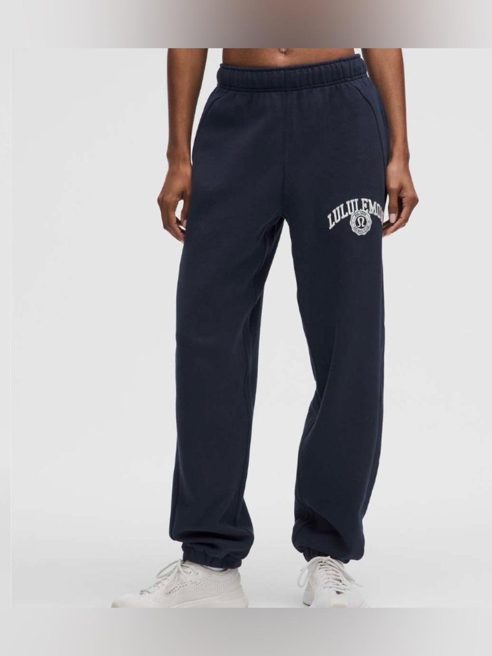 Lululemon scuba mid rise oversized jogger *Graphic